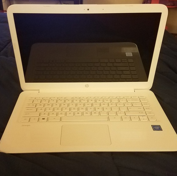 Laptop - Picture 4 of 6